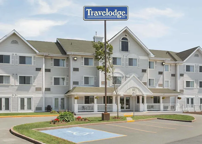 Country Inn & Suites Dartmouth