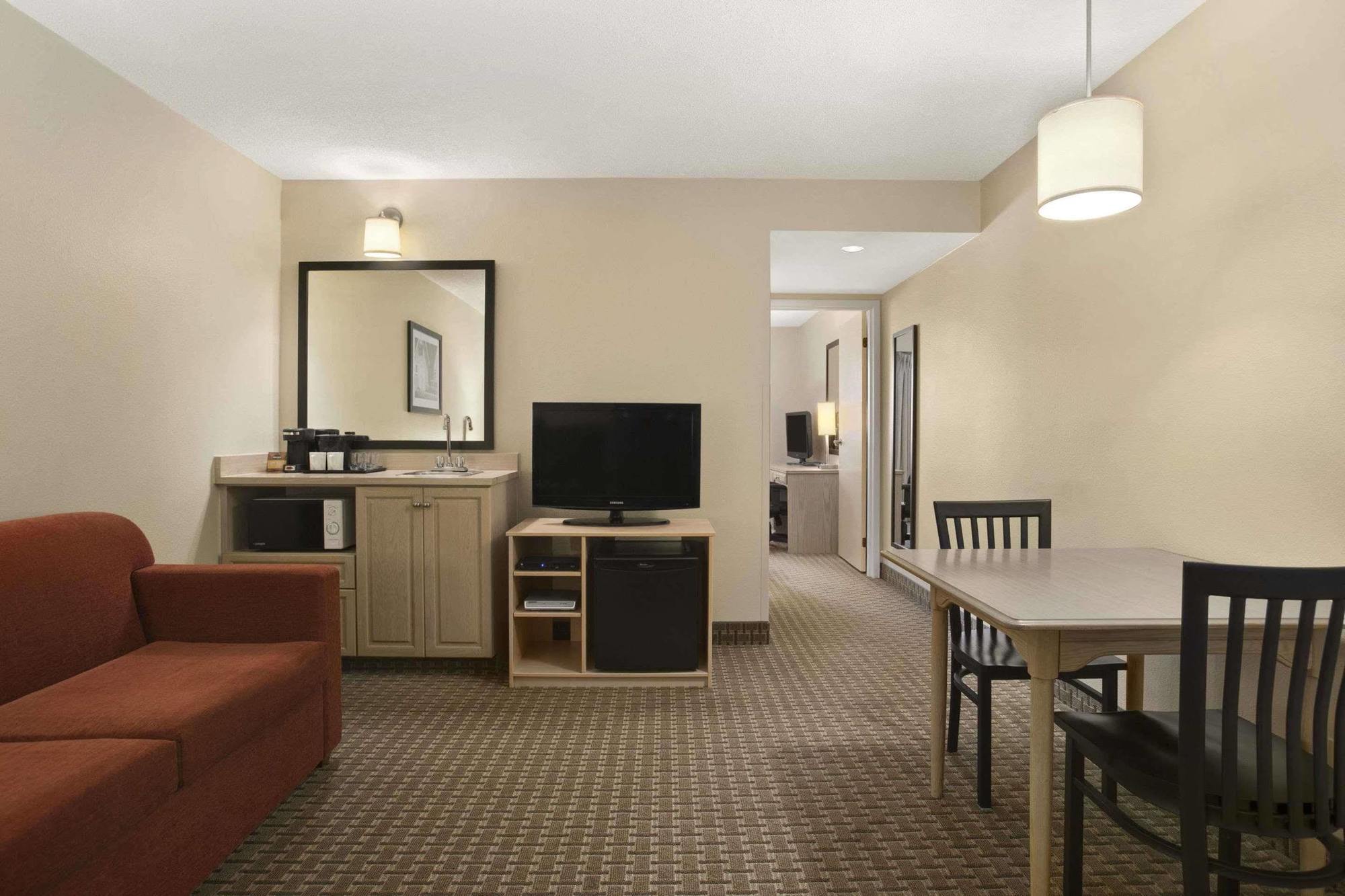 Country & Hotel Dartmouth