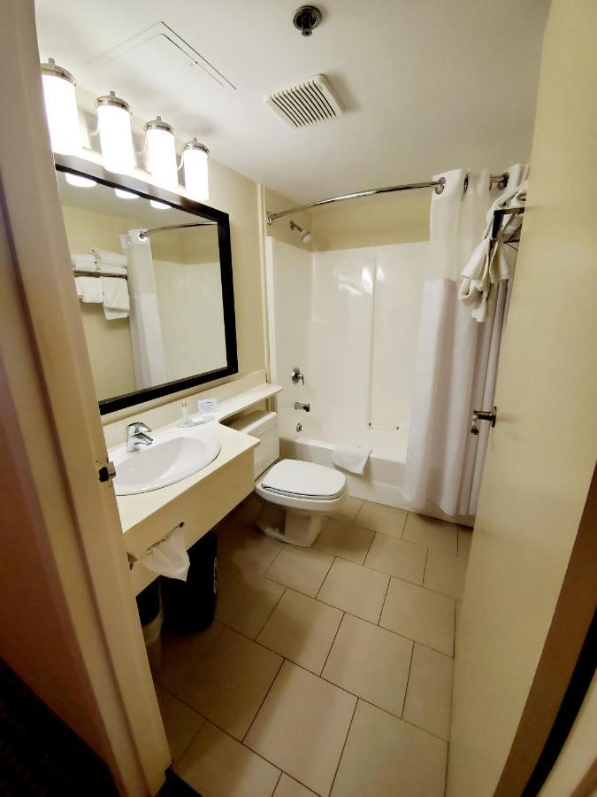 Hotel Country & Dartmouth 2*